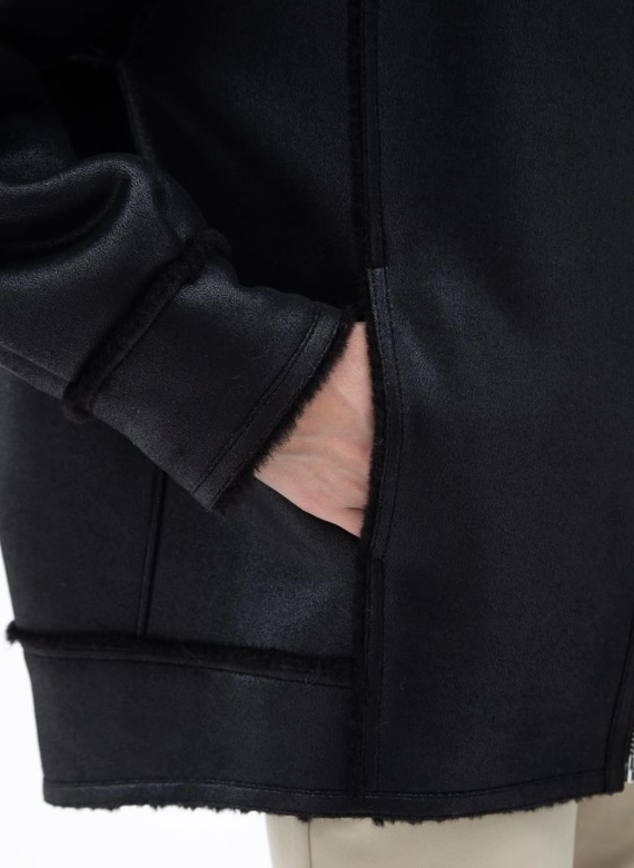 Женская дубленка из эко кожи с капюшоном