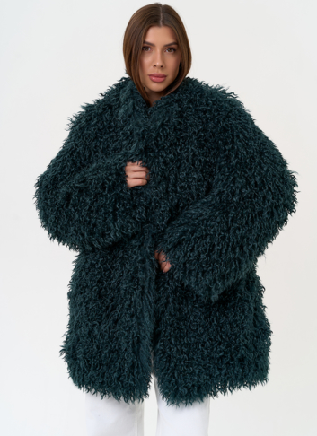 Женская шуба из эко меха изумрудного цвета