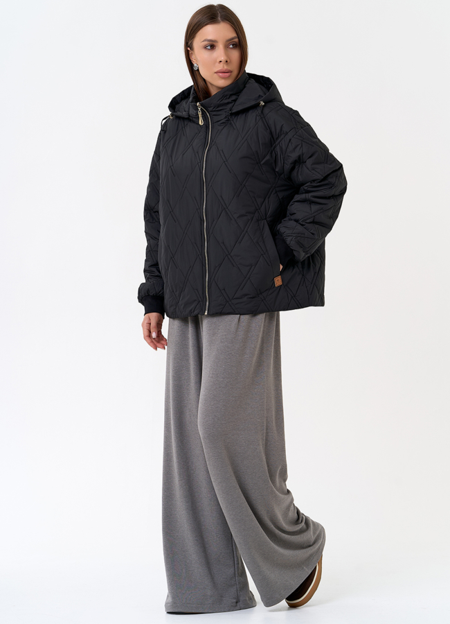 Женская куртка с капюшоном в черном цвете модель № 31390 универмаг малина