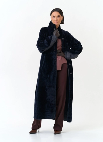 Женская двухсторонняя дубленка с шарфом фото