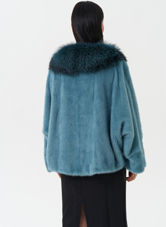 Короткая шуба из норки с мехом из чернобурки 