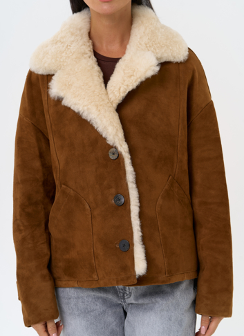 Пуховик из натуральной замши с мехом