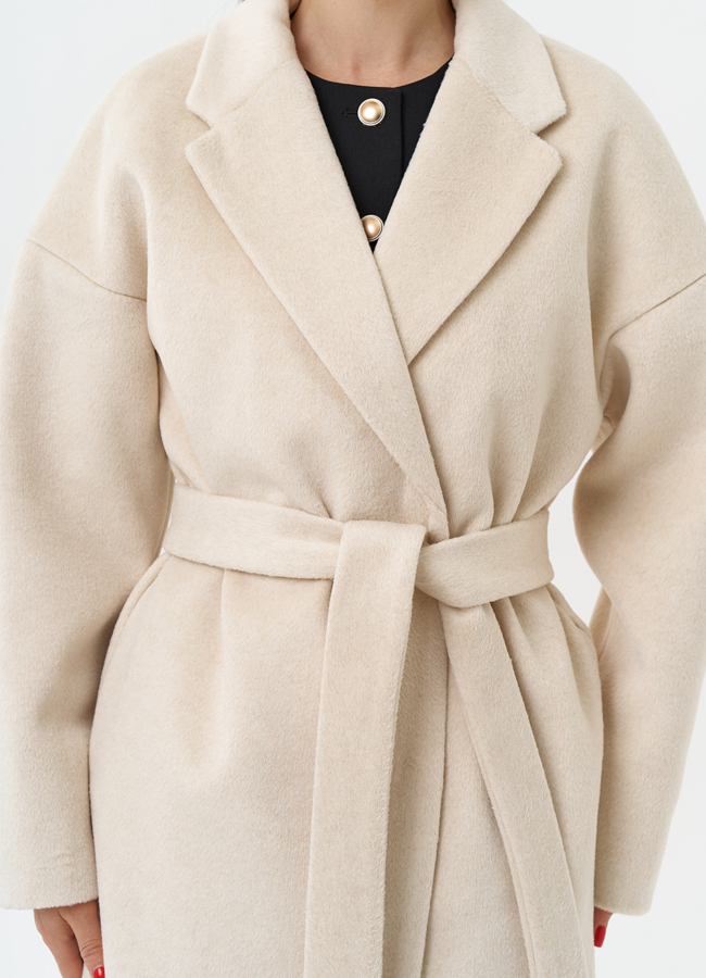 Женское пальто с английским воротником модель № 30197 универмаг малина