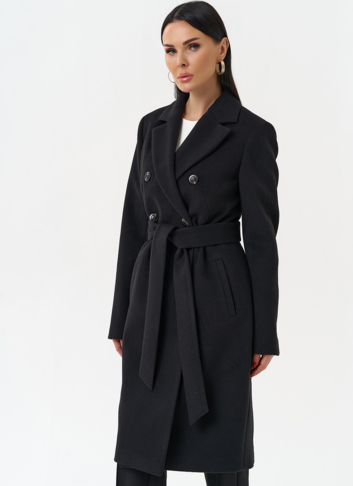 Женское двубортное пальто с поясом