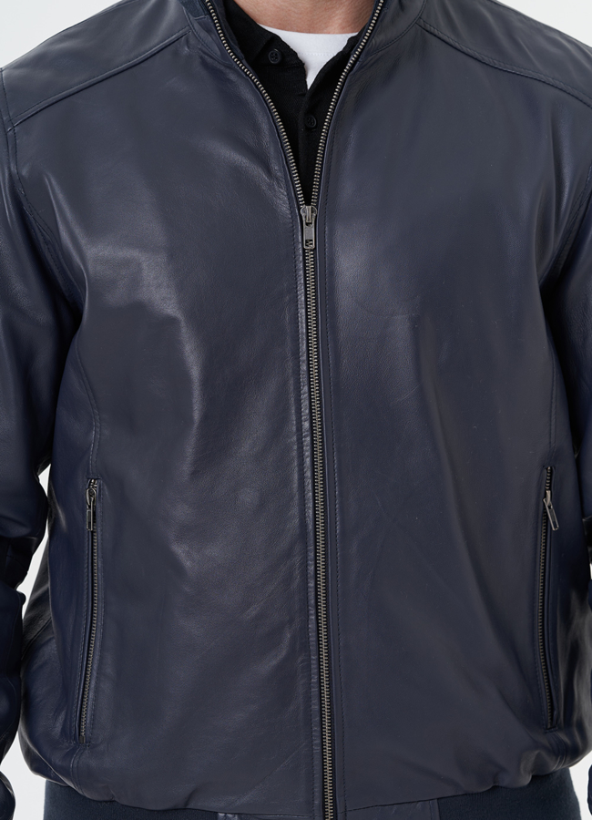 Мужская кожаная куртка 