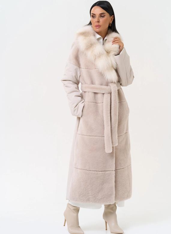 Комбинированное женское пальто из меха овчины с поясом