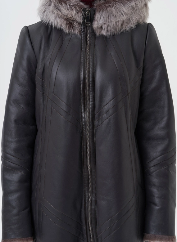 Дубленка с отделкой из тосканы с капюшоном
