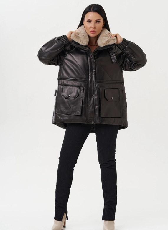 Пуховик из натуральной кожи с отделкой из меха кролика